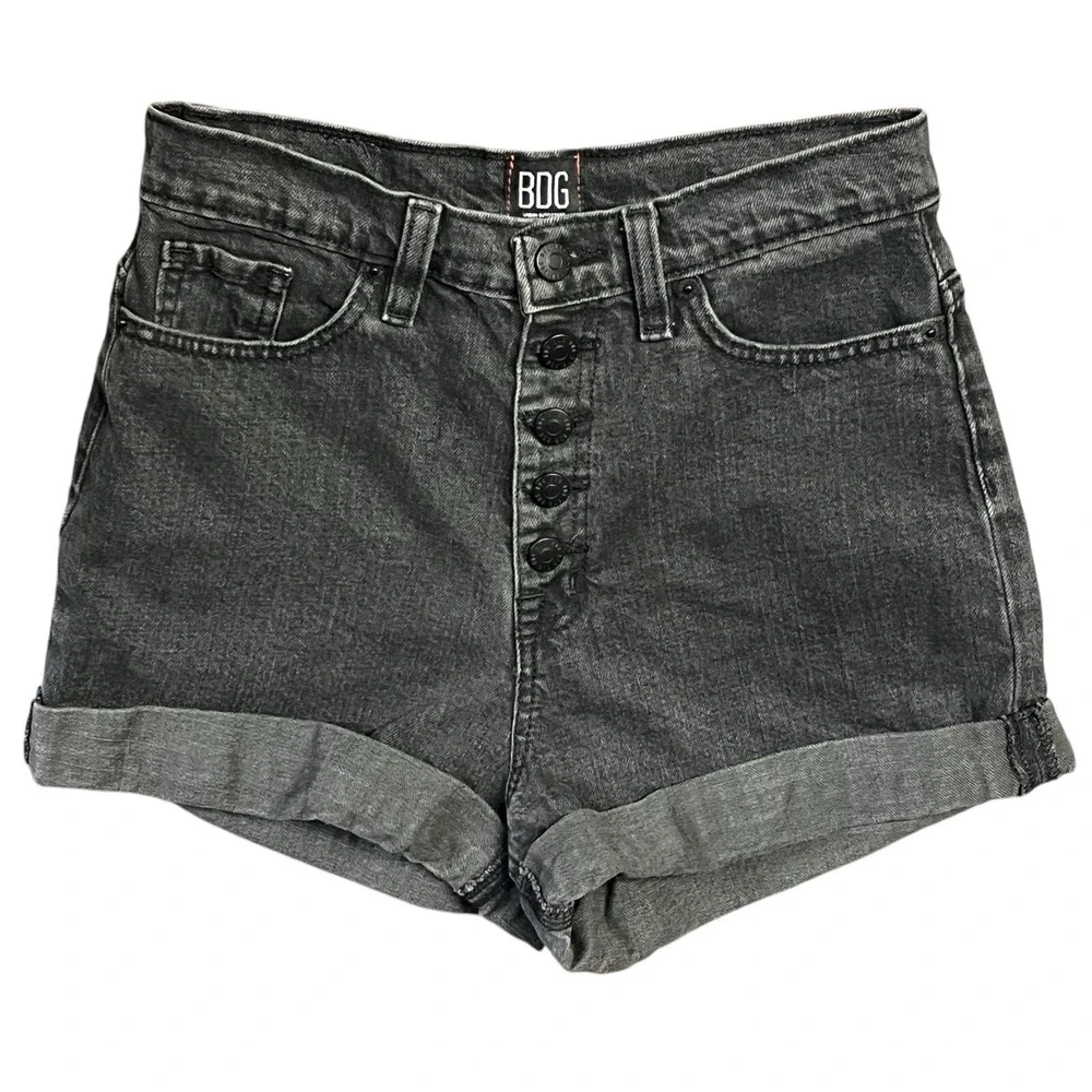 BDG Urban Outfitters Shorts‎ 26 Black Mom High Rise Button Fly Cuffed Hem Casual - Picture 2 of 10